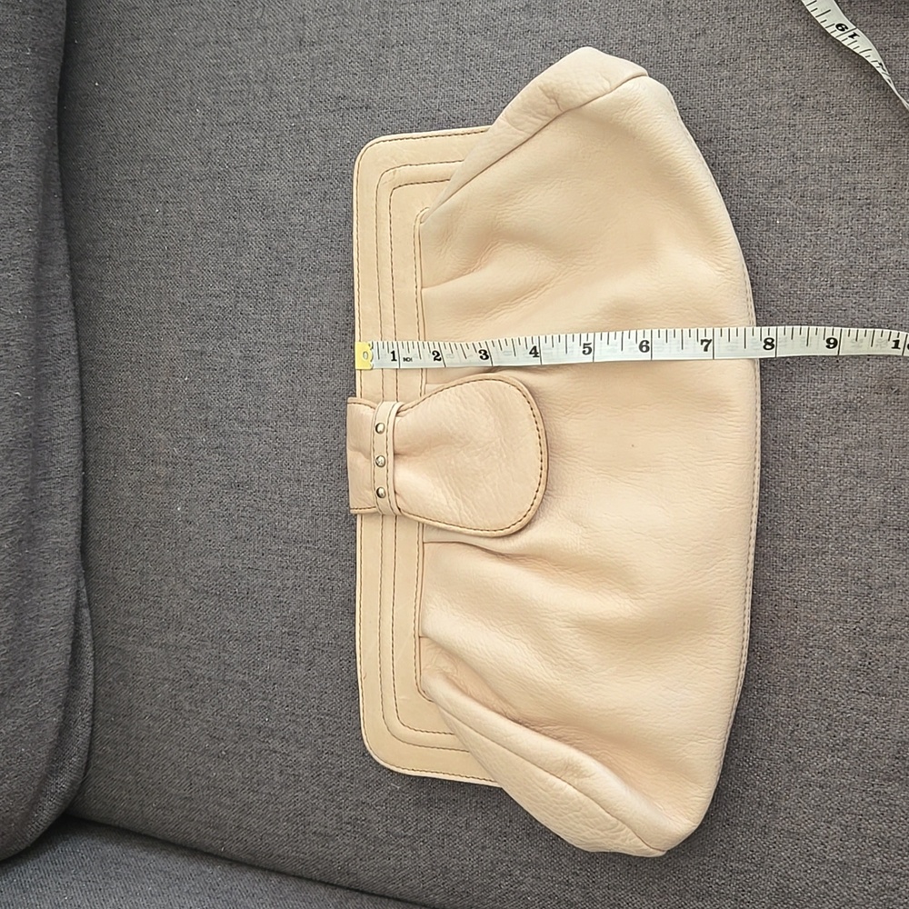 Vintage Liz Claiborne Leather Clutch With Magnetic Closure - Picture 10 of 11